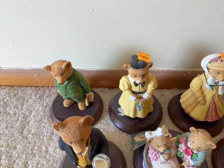 (11) Upstairs Downstairs Bears Figurines