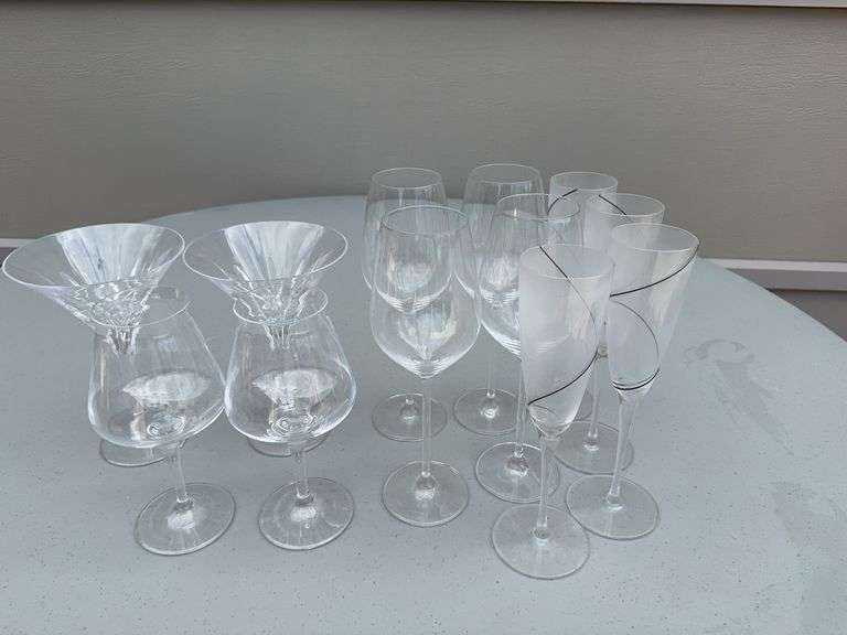 (12) Stemware and Martini Glasses