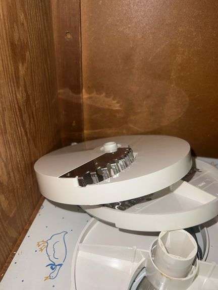 Contents of Kitchen Cabinet