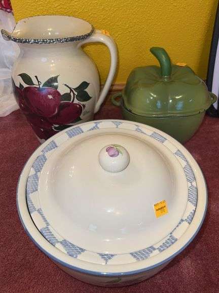 Pfaltsgraff Covered Casserole Dish, Cast Iron Green Pepper Cookware, Porcelain Pitcher