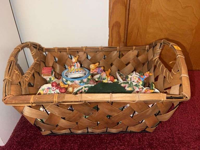 Wicker Basket with Rabbit Garden Teaset