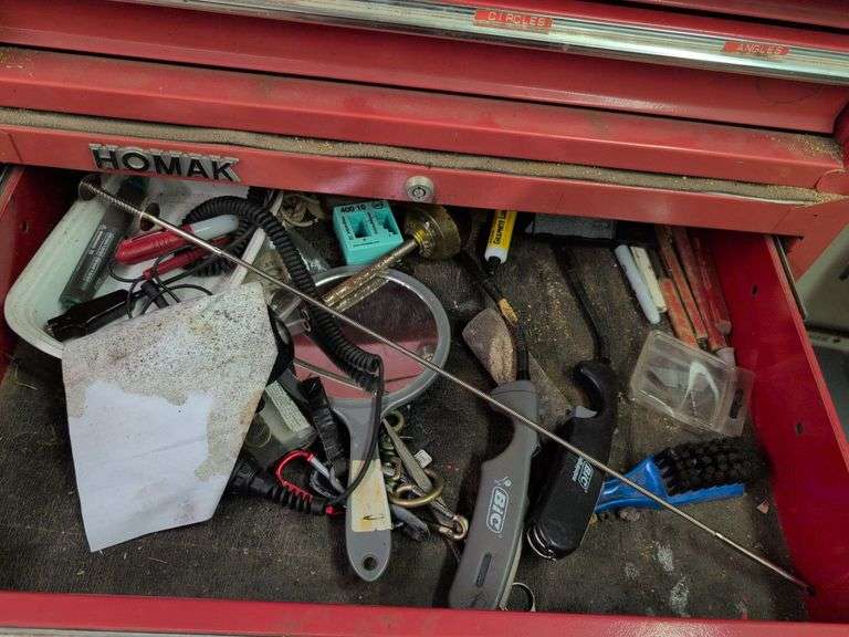 Homak 2-piece tool chest on wheels with contents
