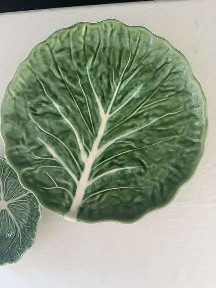 (6) Lg. Cabbage Plates, Bowl, and Serving Plate
