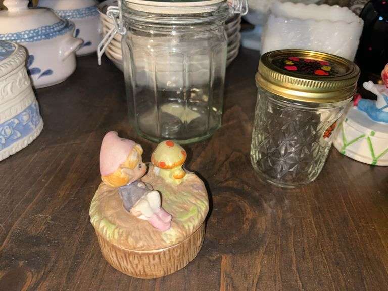 Assorted Glassware