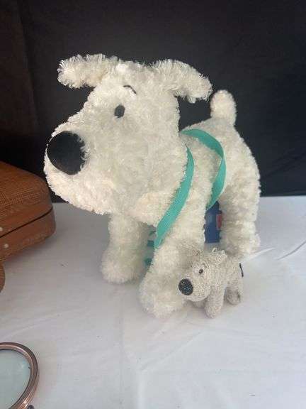 Cigar Case, (2) Stuffed Animals, Basket, (4) Napkin Rings, and other misc.