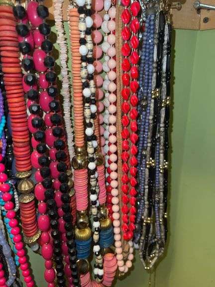 Assorted Women’s Costume Necklaces