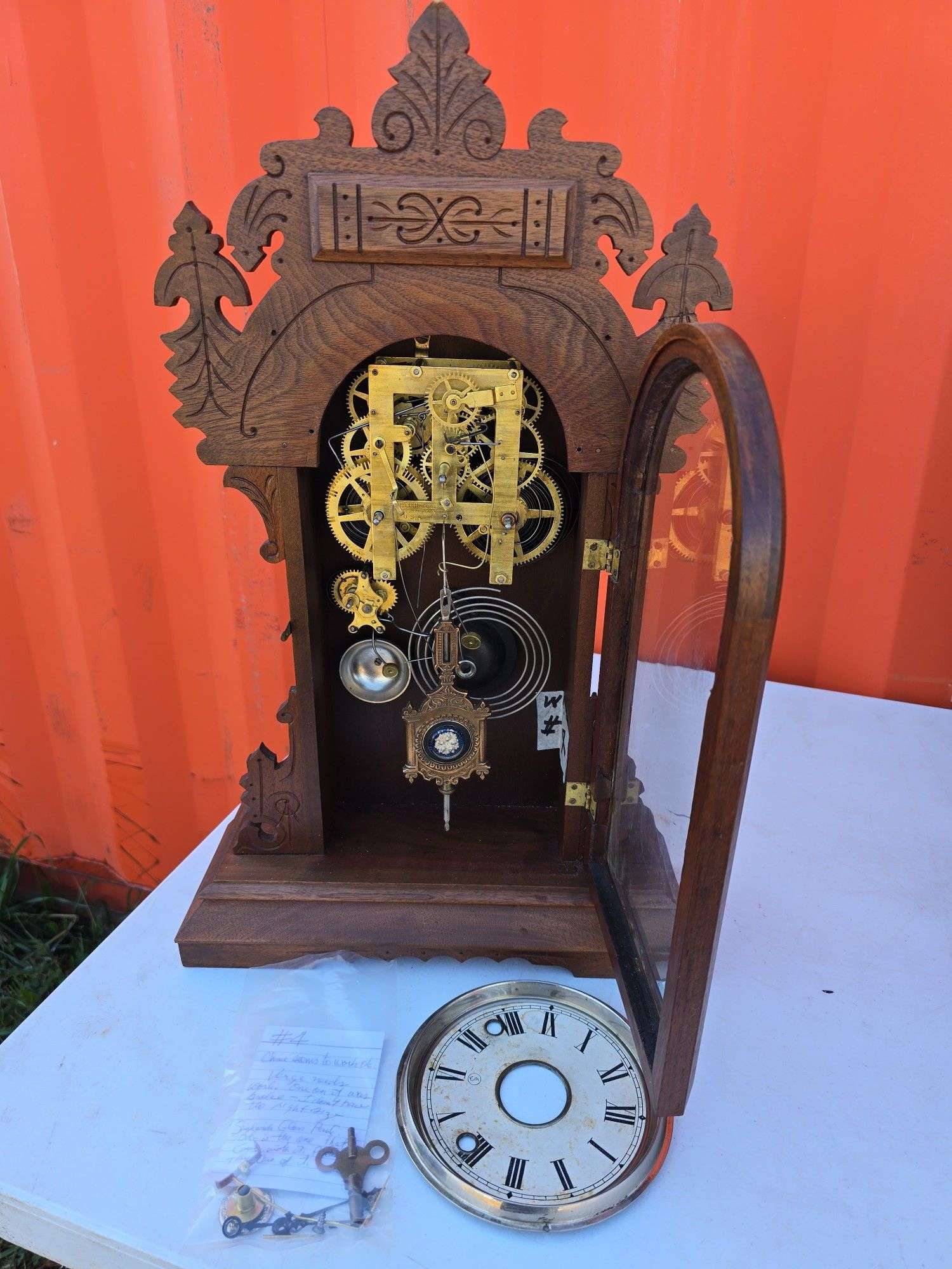 E.N. WELCH 8 DAY WINDUP MANTLE CLOCK RUNS