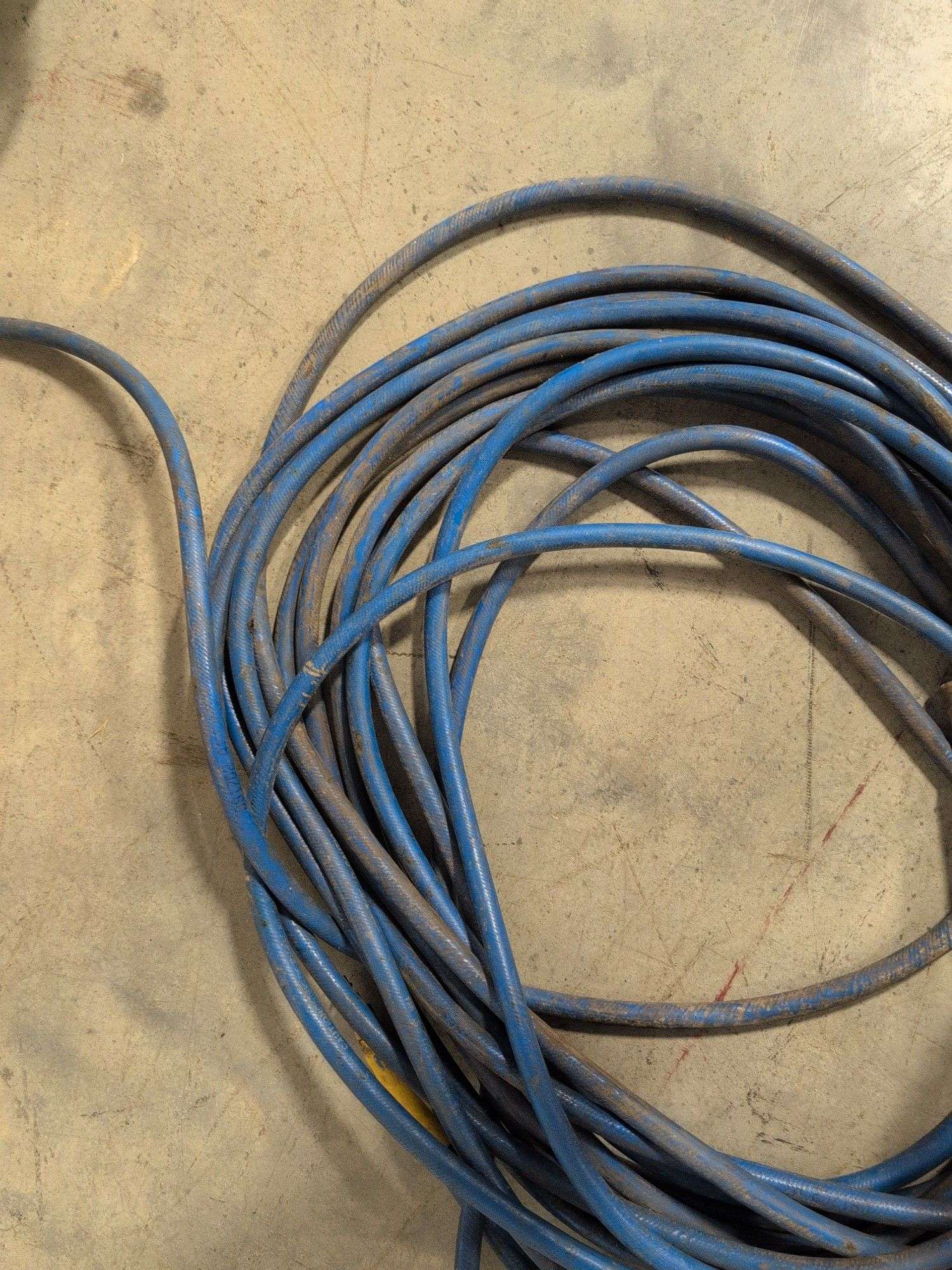 Ridgid pipe ratchet and air hoses