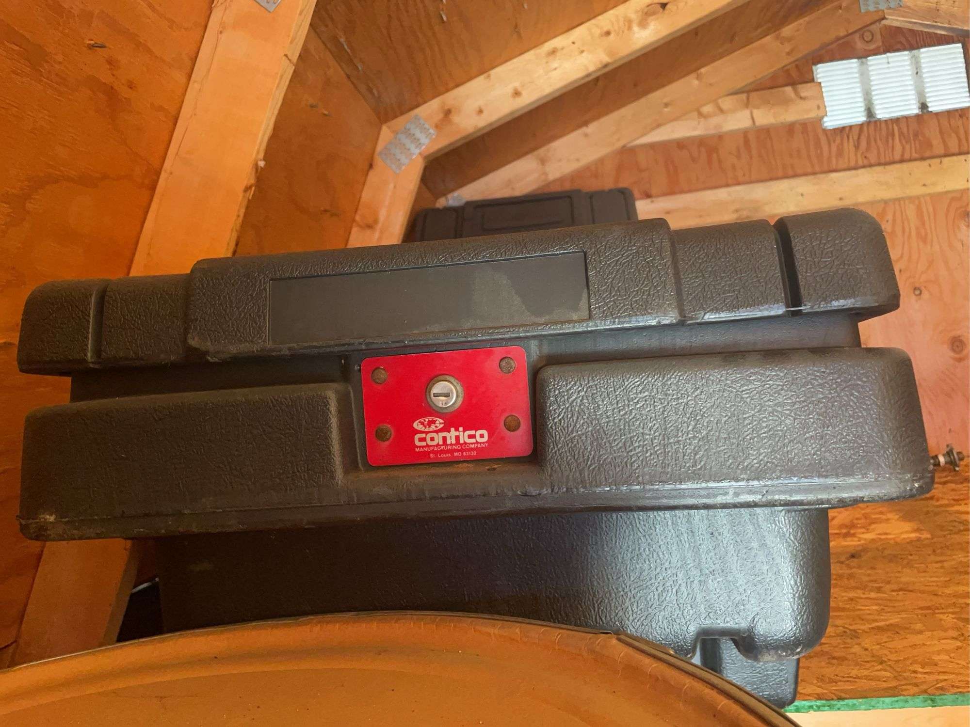 Contico plastic truck bed tool chest