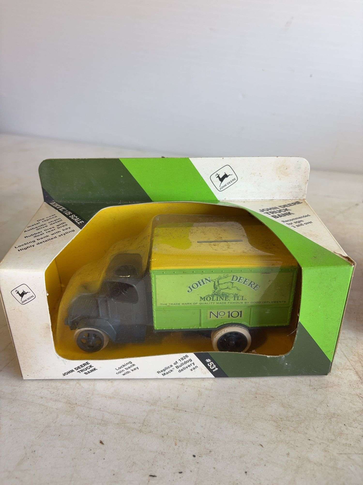 John Deere model truck bank and Ford 1905 model delivery car bank - 1/25 scale, dirty