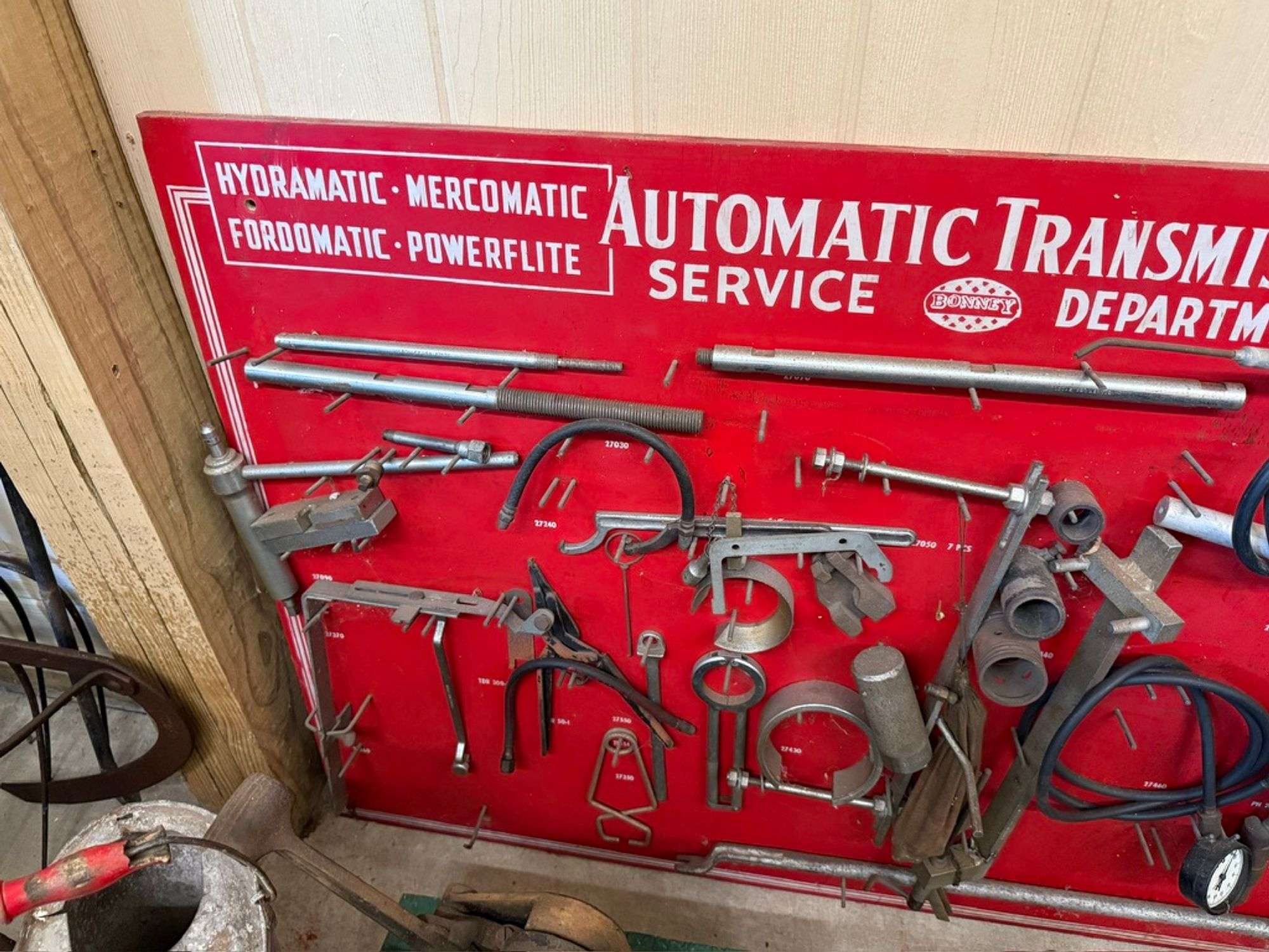 EARLY AUTOMATIC TRANSMISSION TOOL KIT - Kaufman Realty & Auctions