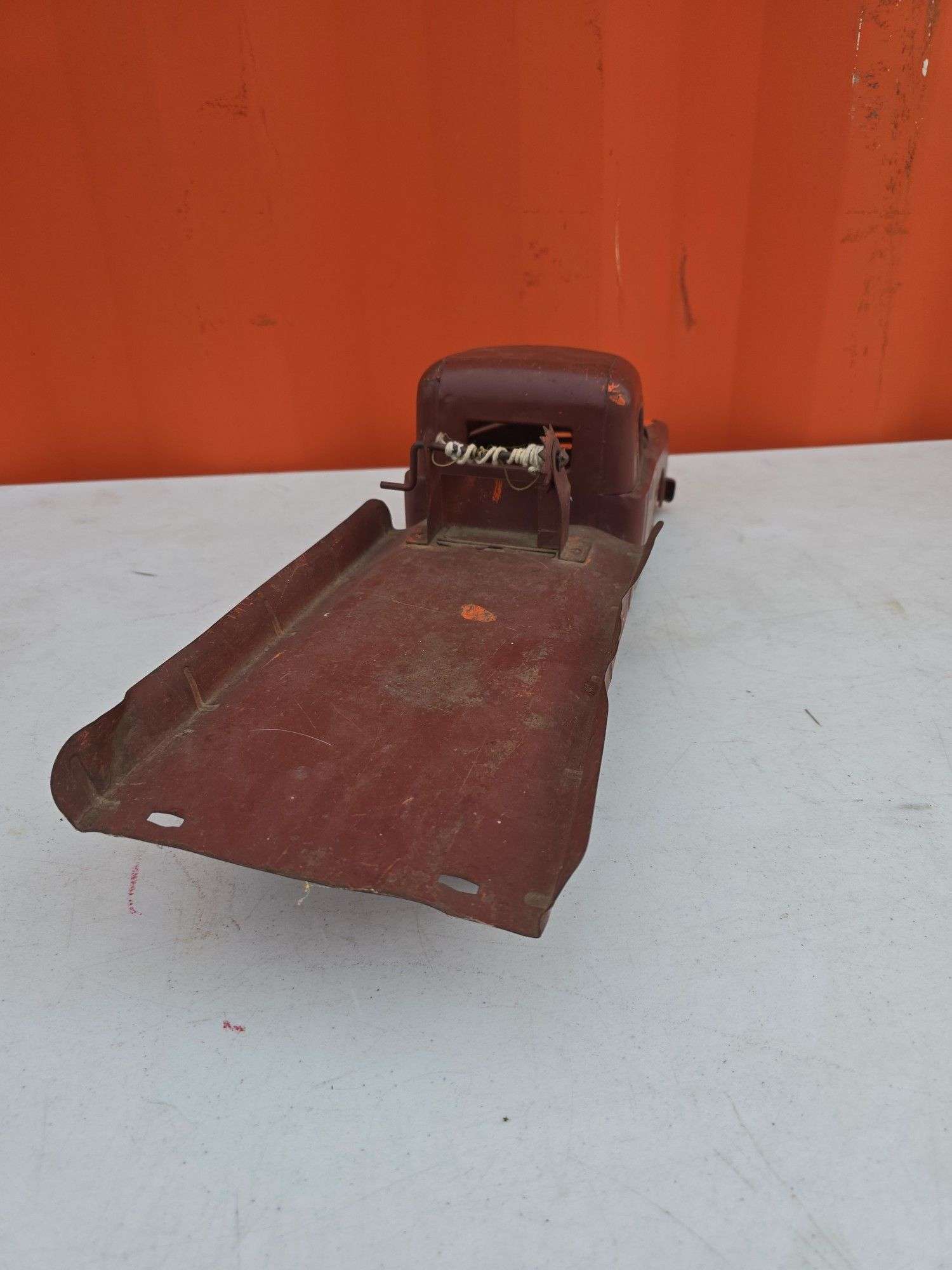 EARLY STRUTCO METAL TOY TRUCK