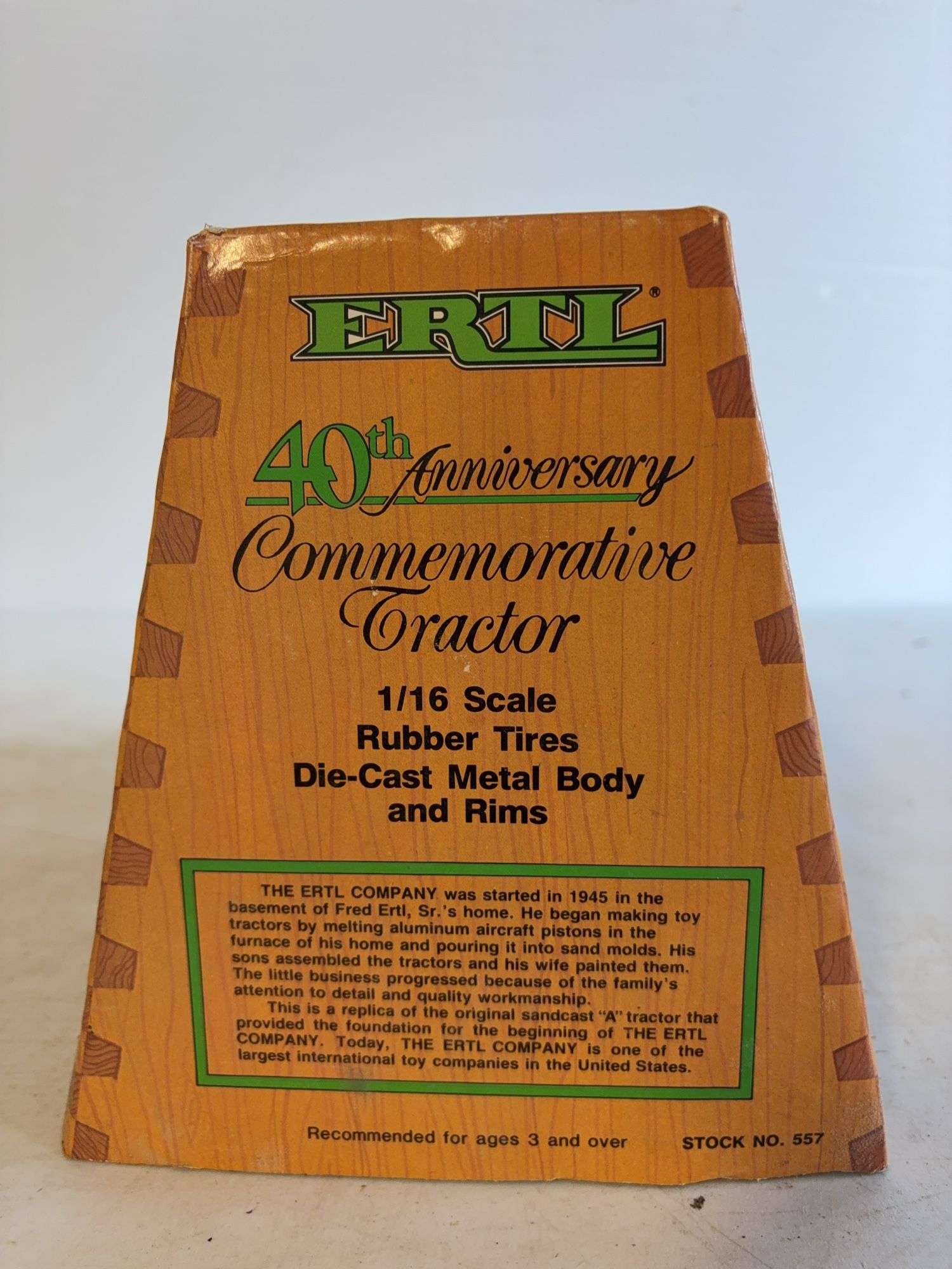 John Deere 40th anniversary commemorative model tractor - 1/16 scale, dirty