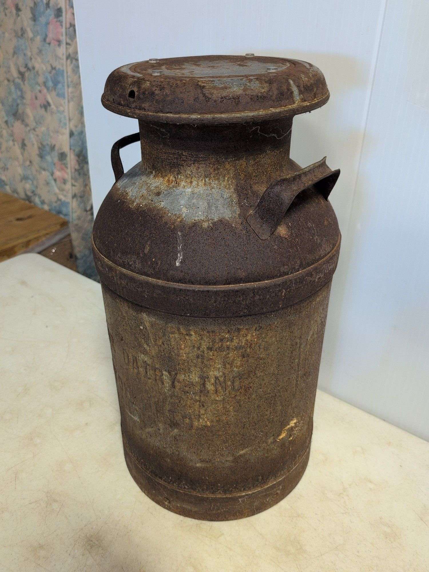 Antique Superior Dairy Canton, Ohio milk can - 24" tall
