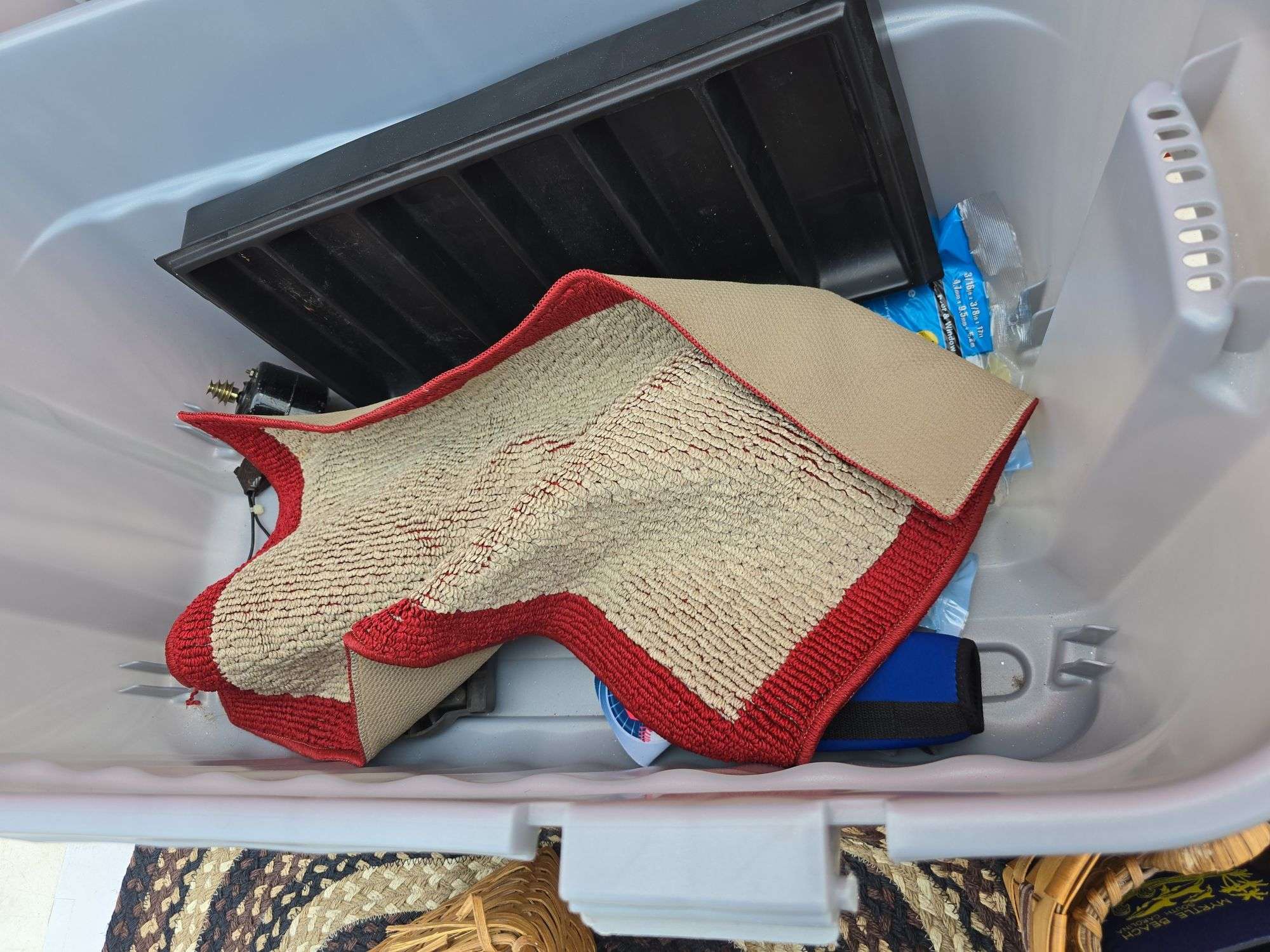 LARGE TOTE WITH MISC