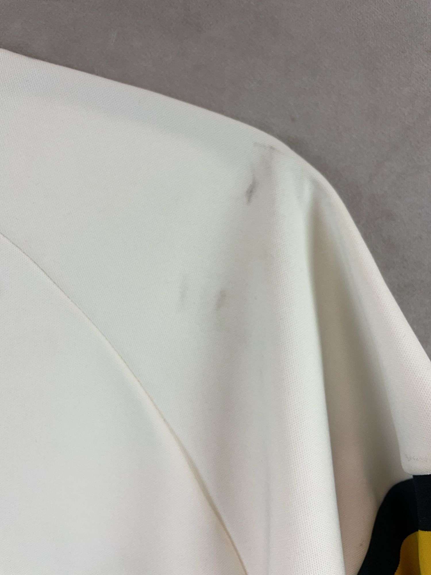 Pittsburg Pirates number 8 jersey, SandKit size 40, white w/black letters