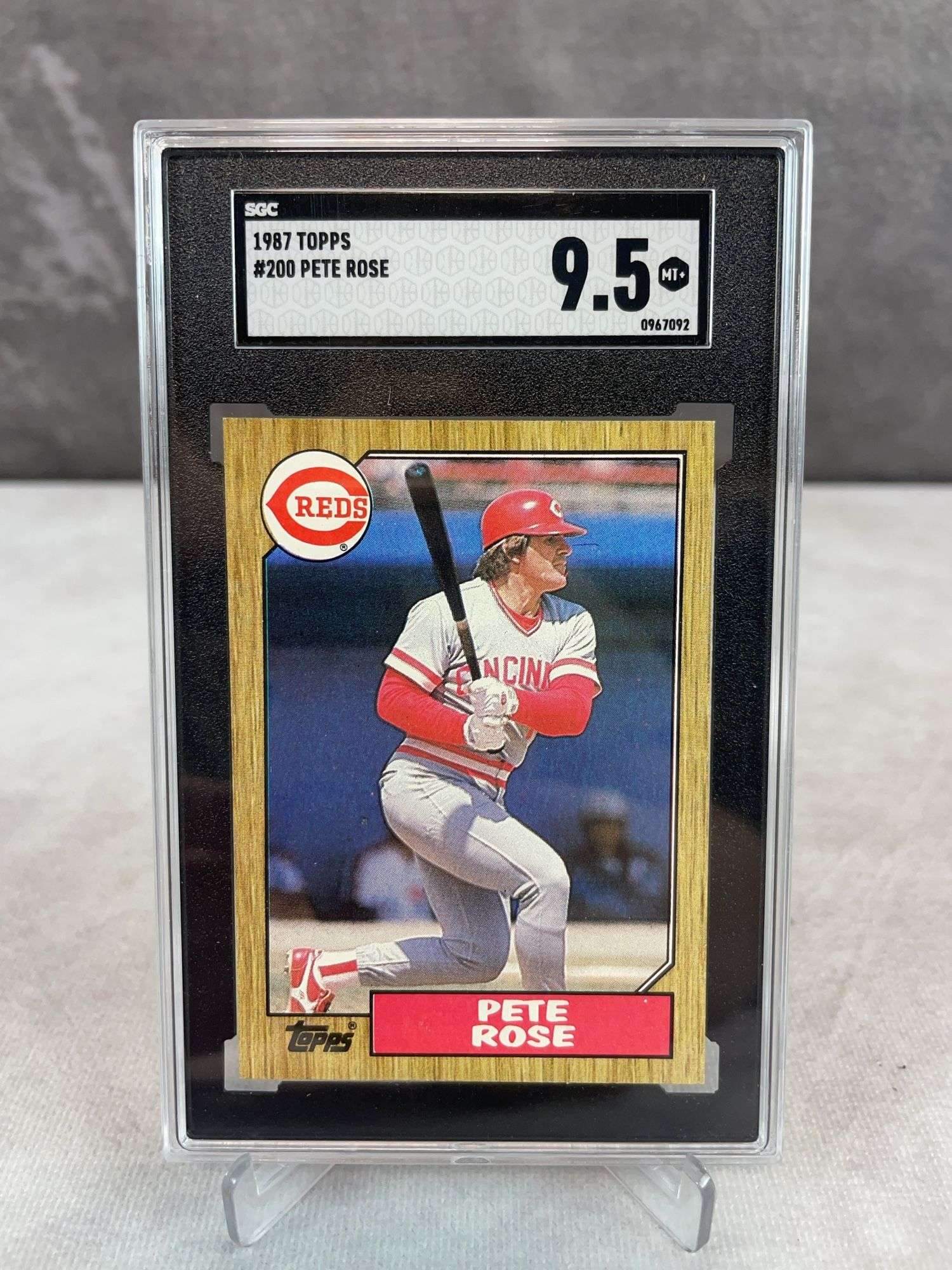 1987 Topps Pete Rose #200 - SGC 9.5