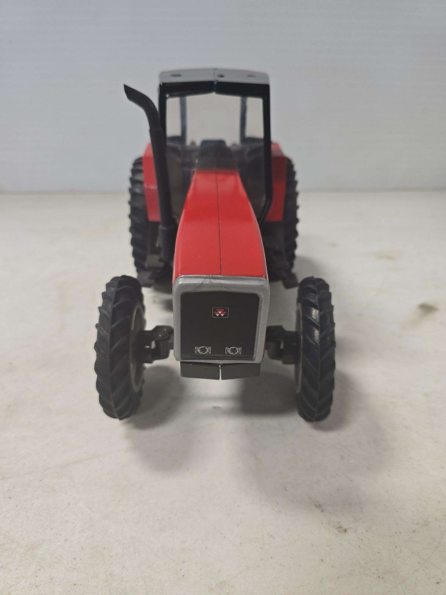 SCALE MODELS MASSEY FERGUSON 8160 1/16 SCALE TOY TRACTOR