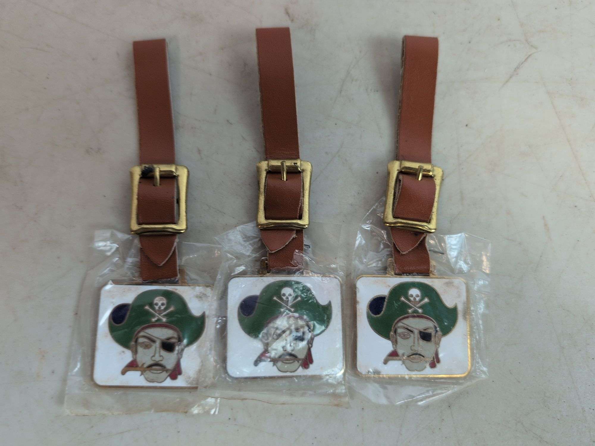 (3) 1976 Garaway booster club Watch Fobs