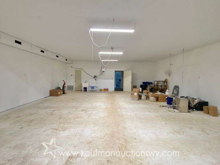 3800 Sq. Ft. Versatile Building, Commercial & Residential Opportunity (Sold $94,600)