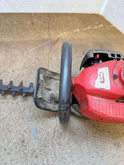 Red Max Gas Hedge Trimmer