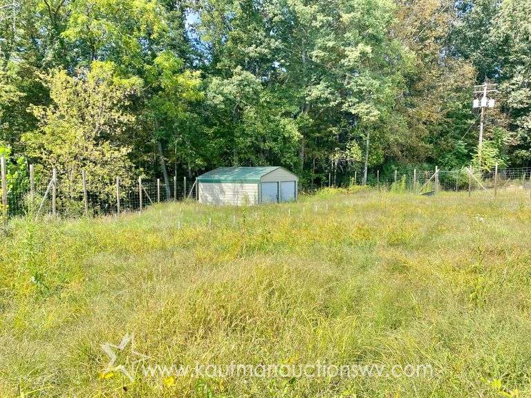 3800 Sq. Ft. Versatile Building, Commercial & Residential Opportunity (Sold $94,600)