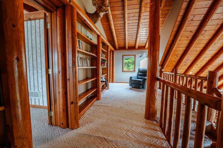 Lodge on 12 Acres with a Million Dollar View, Sold $533,500