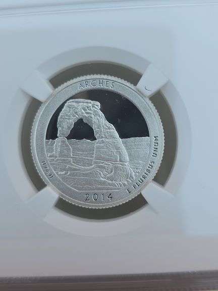 2014S ARCHES SILVER QUARTER NGC PF69 ULTRA CAMEO