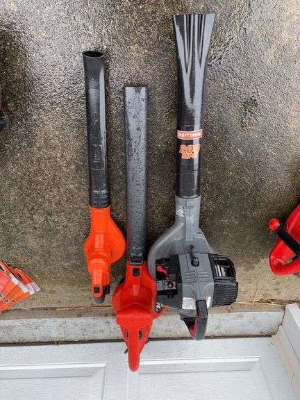 3 leaf blowers - 2 Black & Decker, and 1 Craftsman