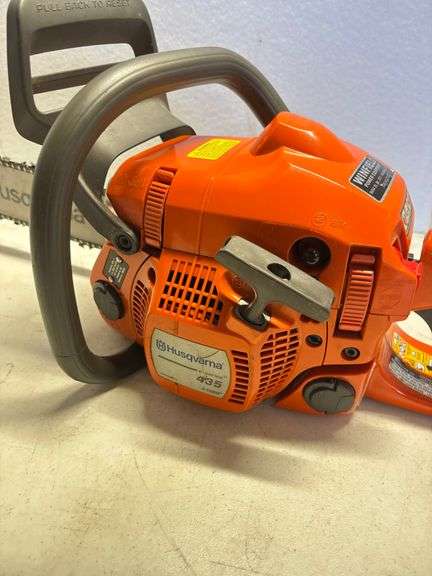 Husqvarna 435 Chainsaw ,X-Torq , (clean)w/Case