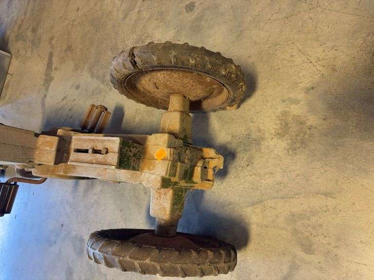 John Deere pedal tractor - missing seat and steering wheel