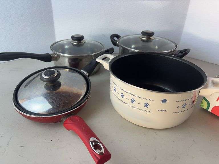 2 Boxes of Cookware
