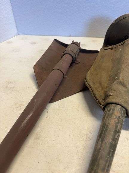 3 Army Shovels
