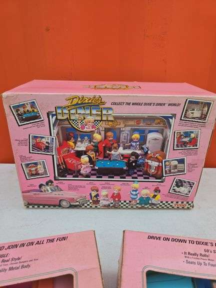 LOT OF DIXIES DINER TOYS