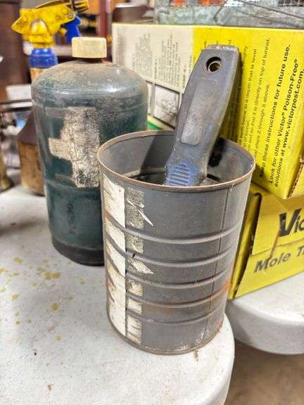 Truck Plugs , Oil Cans