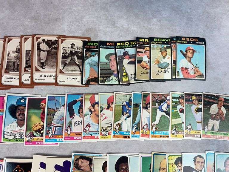Box of Football, Baseball & Basketball Cards - 1975 Nabisco staubach, Bradshaw, Csonka, Biletnikoff,