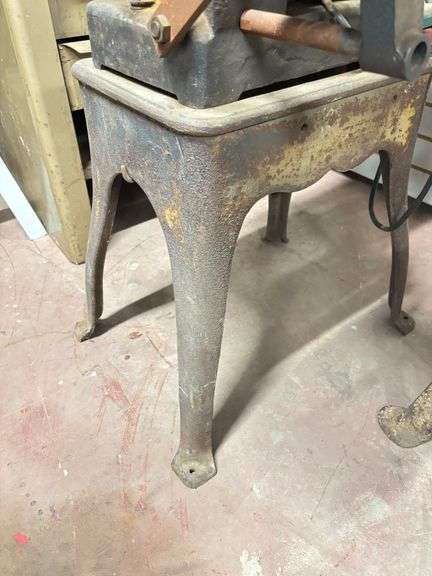 Sander on Stand