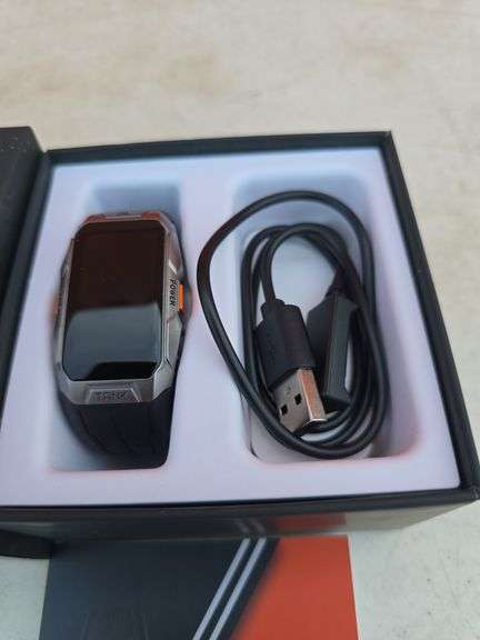 TANK X1 SMART WATCH NIB