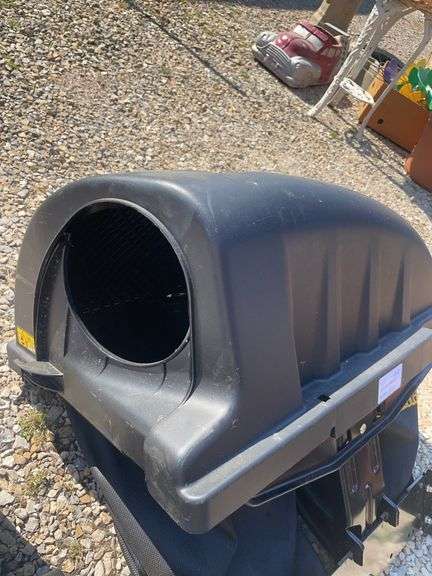 Cub cadet grass catcher Model 19C70020100