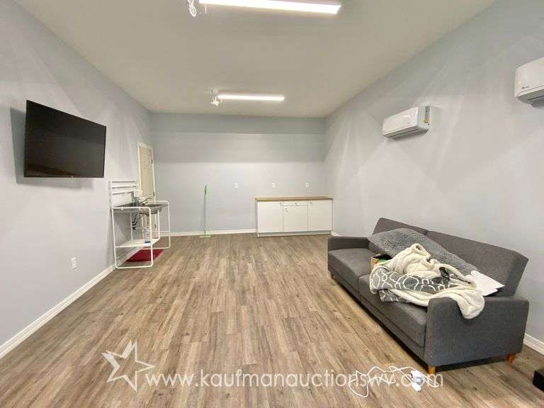 3800 Sq. Ft. Versatile Building, Commercial & Residential Opportunity (Sold $94,600)