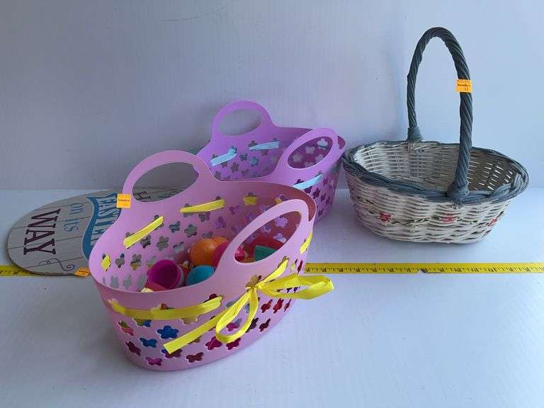 Easter Baskets, Eggs and Sign