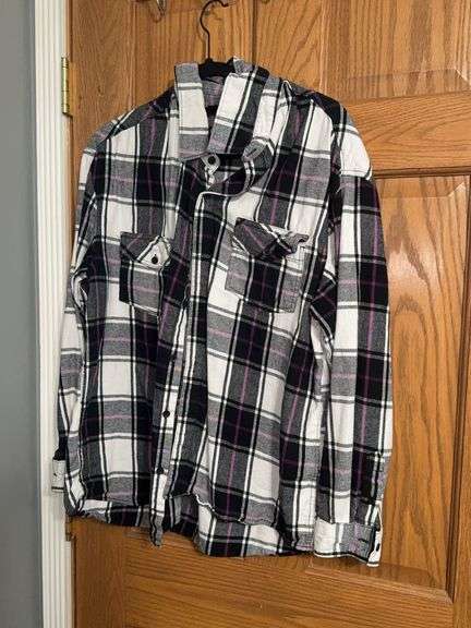 (3) Men’s Flannel Shirts (Size L)