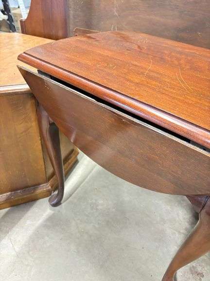 Drop Leaf Table 24” W 24” H 33” L