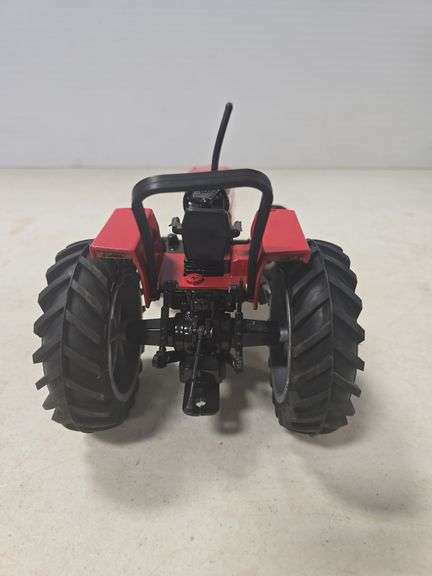 SCALE MODELS MASSEY FERGUSON 5460 1/16 SCALE TOY TRACTOR