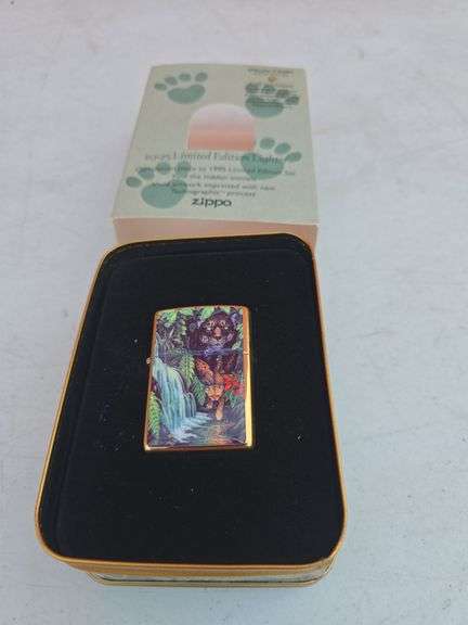 1995 ZIPPO HIDDEN ANIMALS LIGHTER IN TIN BOX NEW