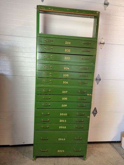 Green organizational stand - 32" wide, 8" deep, and 84" tall