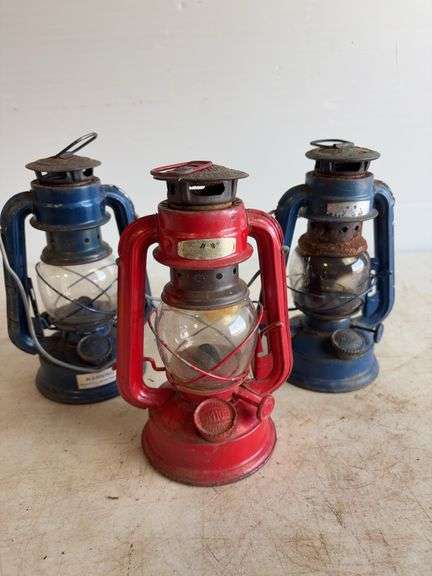 Vintage items - Dietz lantern, other lanterns, and more