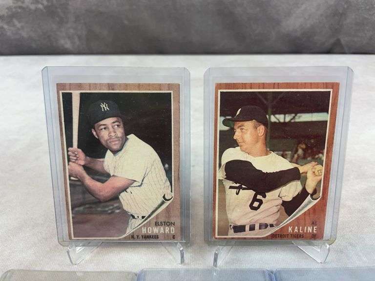1962 Topps lot of 8: Powell (Rookie), White, Minoso, Jim Kaat, Cepeda, Kaline, Howard