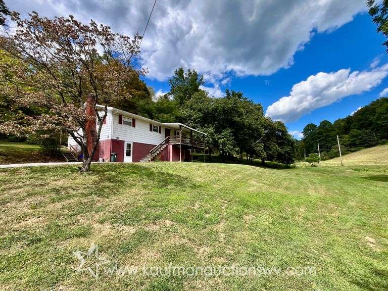 Harrison County, WV Home on 5.39+/- Acres (Sold $187,000)