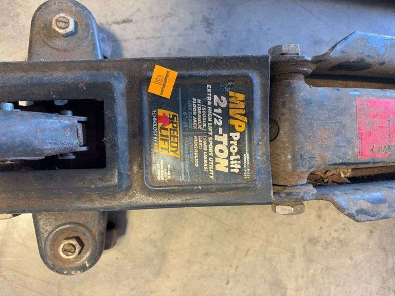 MVP Pro-Lift 2.5 ton floor jack